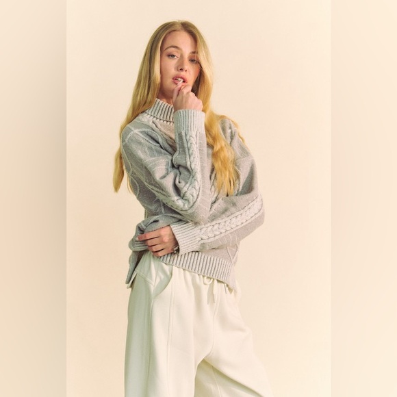 Davi & Dani Cable-Knit Turtleneck Dropped Shoulder Sweater  10010013710 - Picture 5 of 5